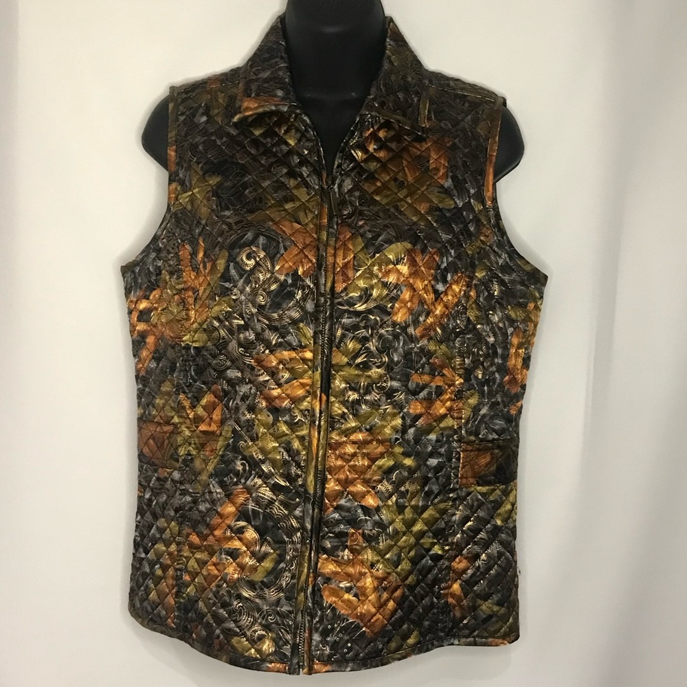 Chicos quilted metallic print zipper puffer vest